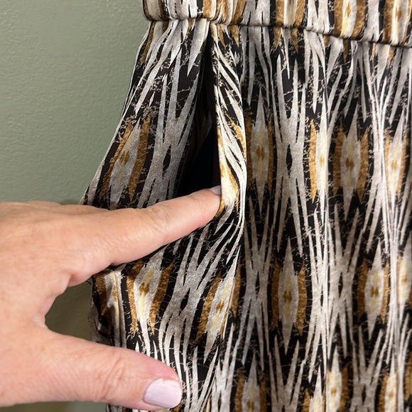 Chico's diamond ikat pull on elastic waistband Brown and Tan Patterned Skirt - Picture 9 of 14